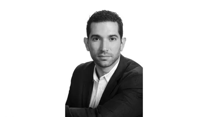 Enrique Vela